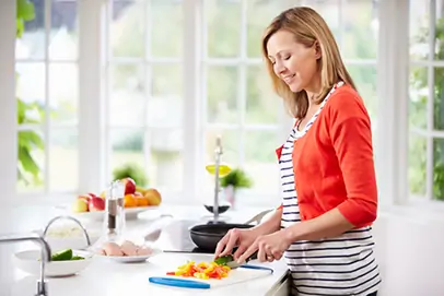 Handling and preparing food